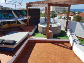 Spacious Apartment in Arona 190 m² with shared pool